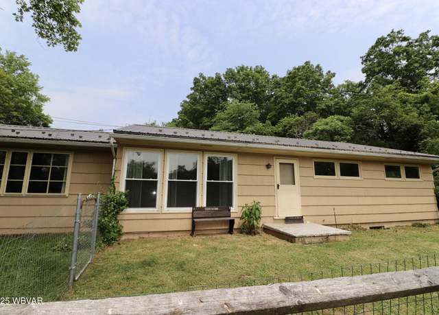 Property at 1964 Poco Farm Rd, Williamsport, PA 17701, 3 beds, 1 bath