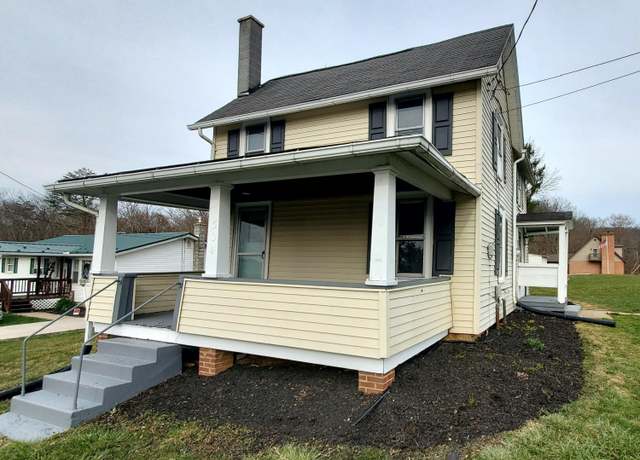 Property at 304 Clinton St, Avis, PA 17721, 3 beds, 1.5 baths