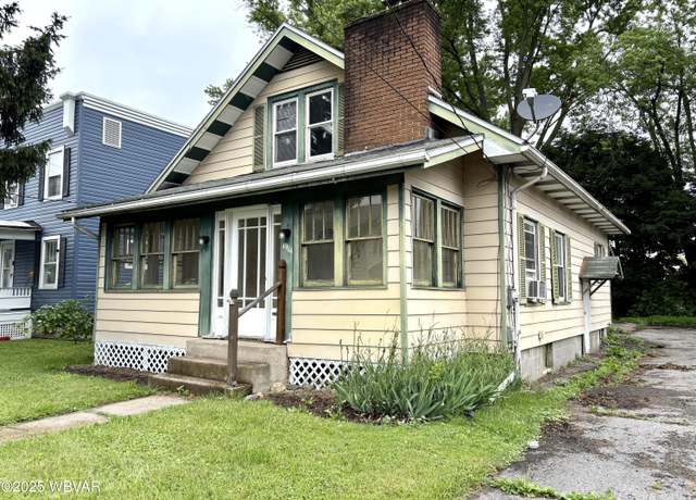 Property at 1914 Newberry St, Williamsport, PA 17701, 3 beds, 1 bath