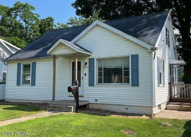 Property at 1220 Mulberry St, Montoursville, PA 17754, 4 beds, 1.5 baths