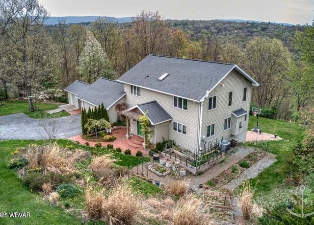 Property at 2312 Teaberry Ln, Lock Haven, PA 17745, 4 beds, 3.5 baths