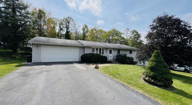 Photo of 39 Park Dr, Lock Haven, PA 17745