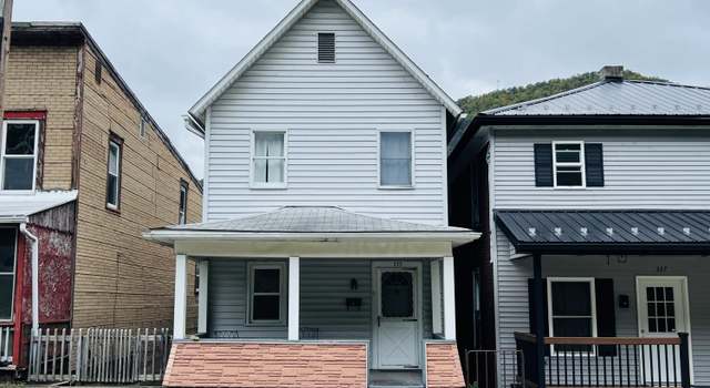 Photo of 335 Pennsylvania Ave, South Renovo, PA 17764