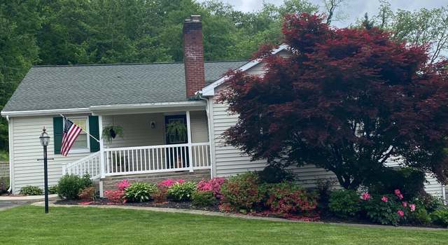 Photo of 102 Hill St, Lock Haven, PA 17745
