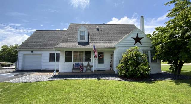 Photo of 699 James St, Lock Haven, PA 17745