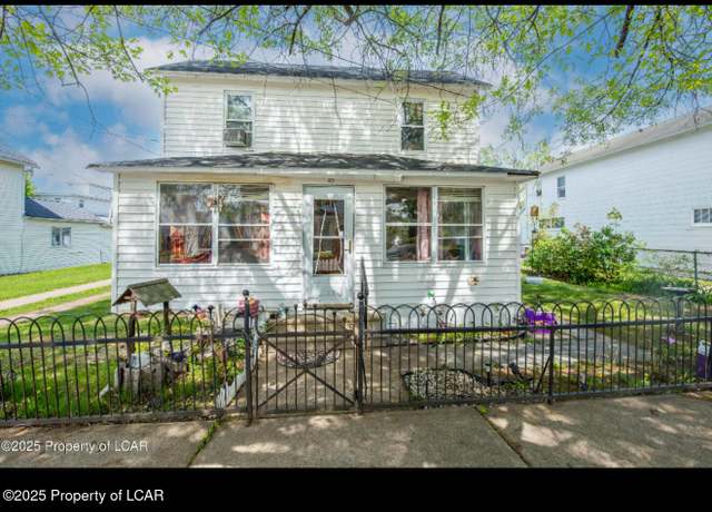 Property at 30 6th St, Wyoming, PA 18644, 3 beds, 1 bath