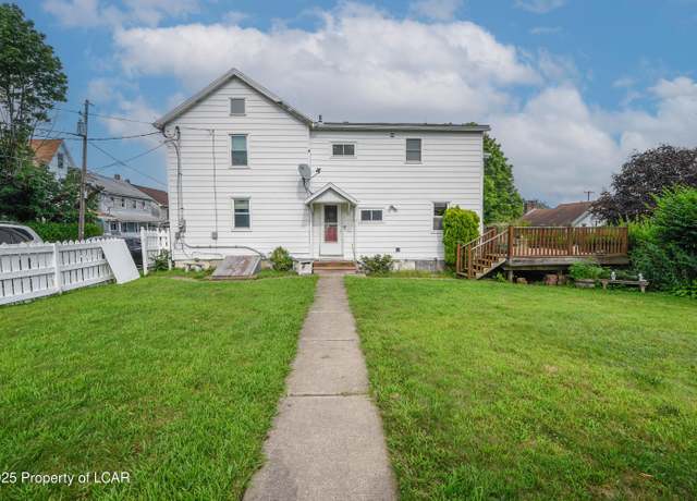 Property at 546 Johnson St, Freeland, PA 18224, 4 beds, 2 baths