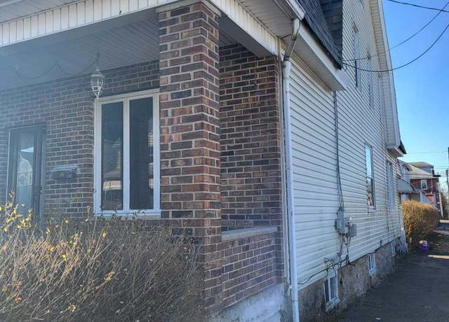 Property at 338 Putnam St, West Hazleton, PA 18202, 3 beds, 1 bath