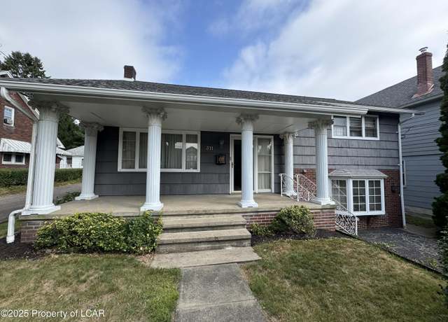 Property at 311 Grant St, Mcadoo, PA 18237, 3 beds, 1.5 baths