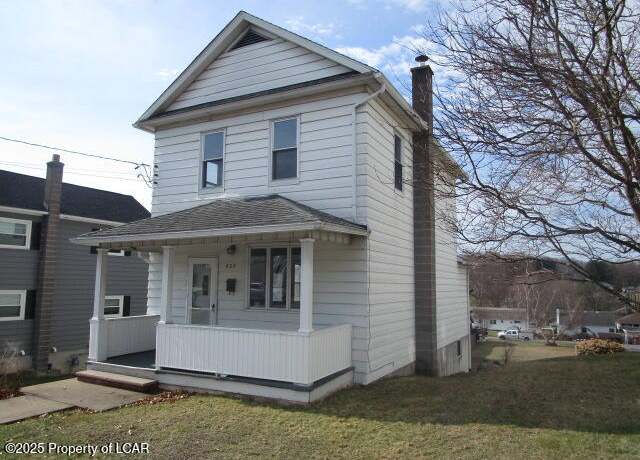 Property at 429 Penn Ave, Dupont, PA 18641, 3 beds, 1 bath