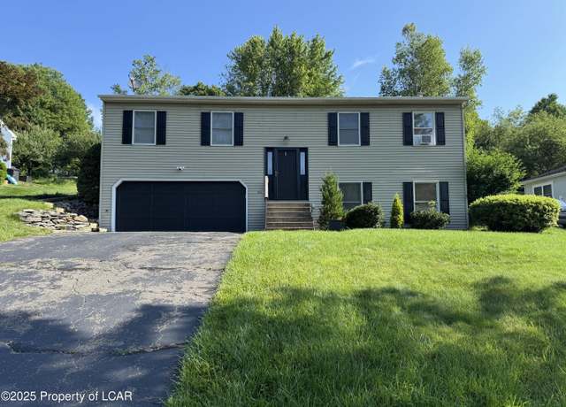 Property at 20 Vista Dr, Nanticoke, PA 18634, 3 beds, 2 baths