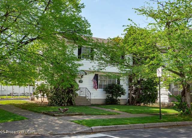 Property at 297 Wright Ave, Kingston, PA 18704, 3 beds, 2.5 baths