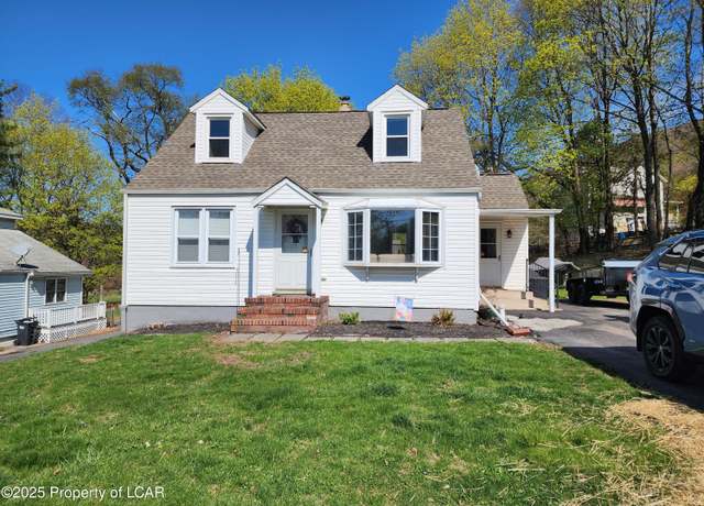 Property at 9 Sun Valley Dr, Drums, PA 18222, 4 beds, 1 bath