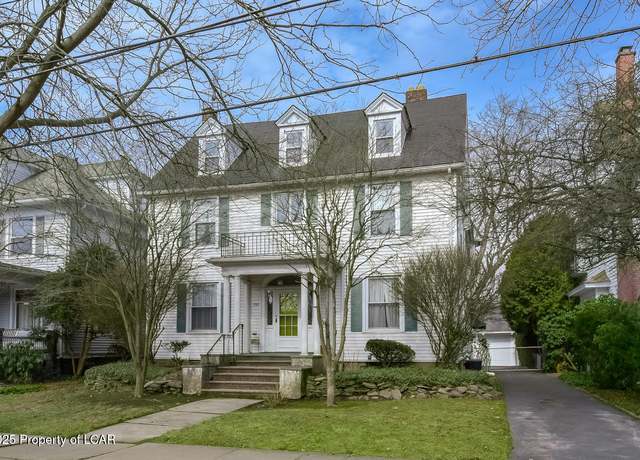Property at 552 Charles Ave, Kingston, PA 18704, 6 beds, 4.5 baths