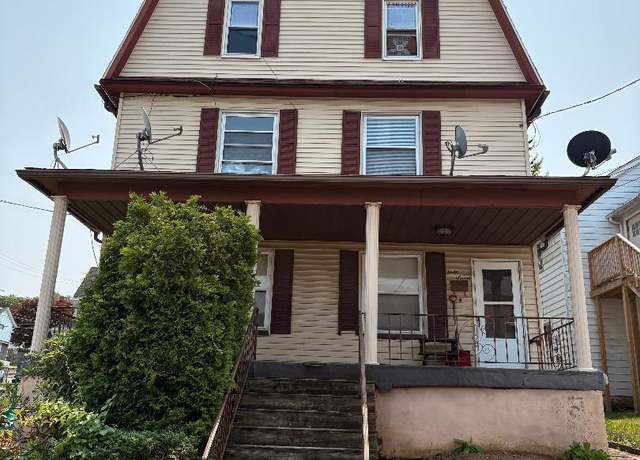 Property at 47-49 Cliff St, Pittston, PA 18640, 9 beds, 3 baths