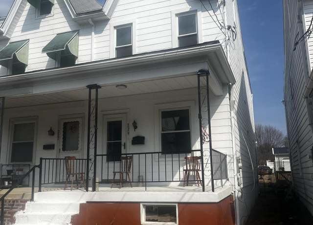 Property at 229 2nd St, Frackville, PA 17931, 4 beds, 1 bath
