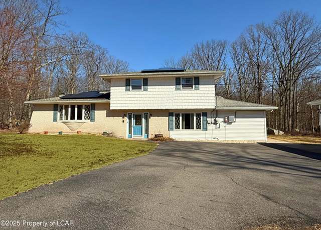 Property at 77 Prospect Rd, Sugarloaf, PA 18249, 4 beds, 2.5 baths