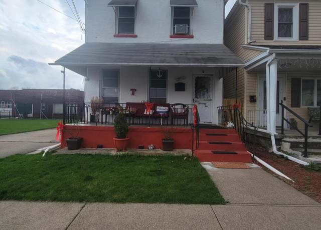 Property at 372 Academy St, Wilkes-barre, PA 18702, 4 beds, 2 baths