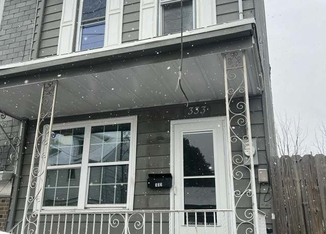 Property at 333 Centre St, Shenandoah, PA 17976, 5 beds, 1 bath