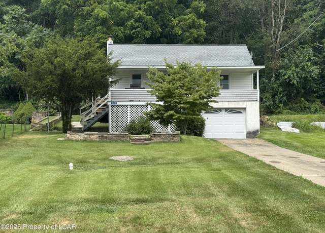 Property at 232 Hazle St, Nuremburg, PA 18241, 2 beds, 1.5 baths