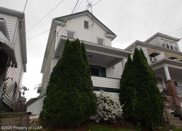 Property at 31 Coal St, Nanticoke, PA 18634, 3 beds, 1 bath