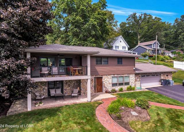 Property at 1569 Lakeside Dr, Harveys Lake, PA 18618, 4 beds, 3 baths