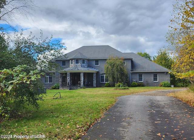 Property at 11 B Park Cir, Conyngham, PA 18219, 3 beds, 2.5 baths