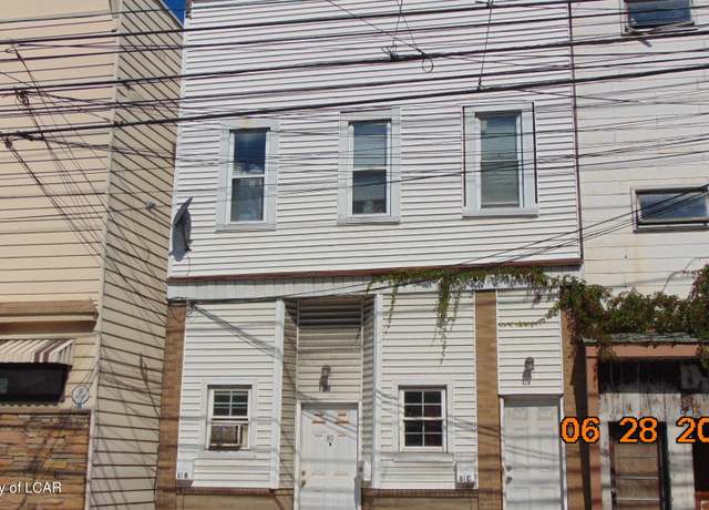 Property at 81 Main St, Ashley, PA 18706, 5 beds, 4 baths