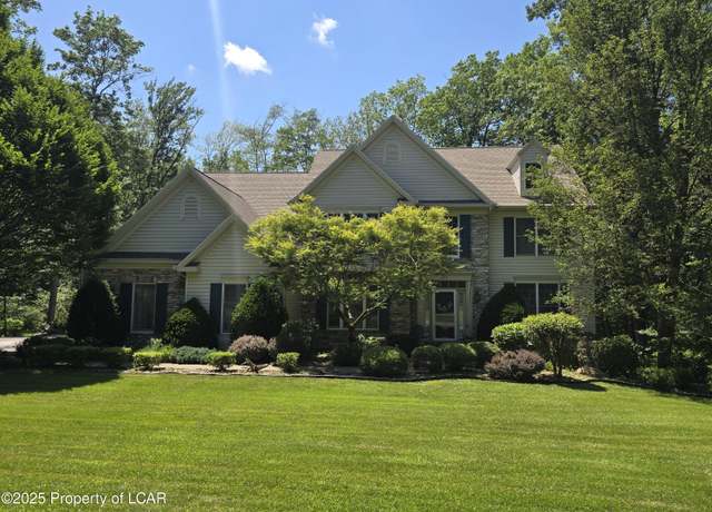 Property at 259 Deer Run Dr, Mountain Top, PA 18707, 5 beds, 3.5 baths