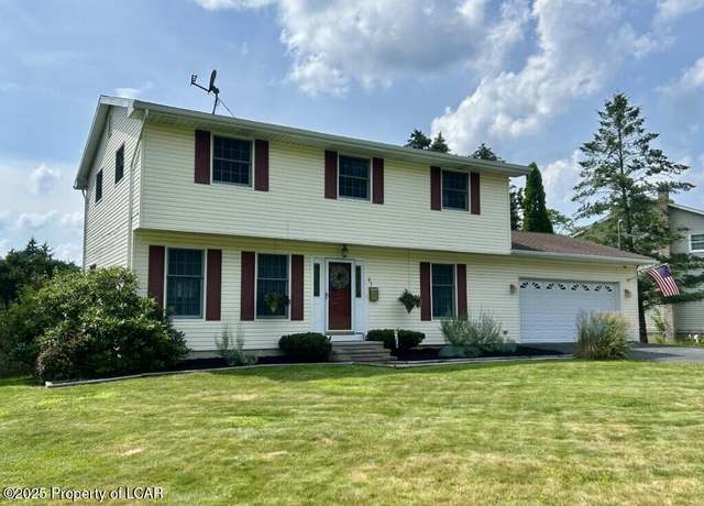Property at 83 Deerpath Dr, Mountain Top, PA 18707, 4 beds, 2.5 baths