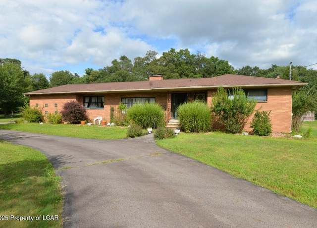 Property at 479 Main Rd, Mountain Top, PA 18707, 4 beds, 3 baths