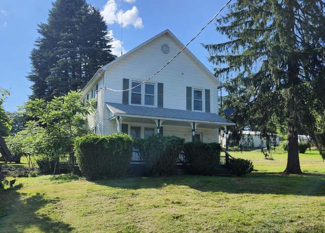 Property at 304 Village Rd, Dallas, PA 18612, 3 beds, 1 bath