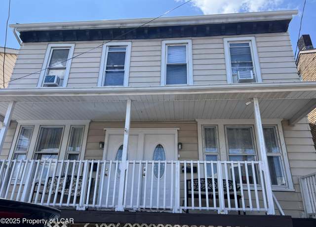 Property at 140-142 Mine St, Hazleton, PA 18201, 11 beds, 2 baths