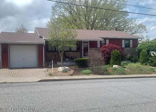 Property at 874 Branch Ct, Hazle Twp, PA 18202, 3 beds, 1 bath