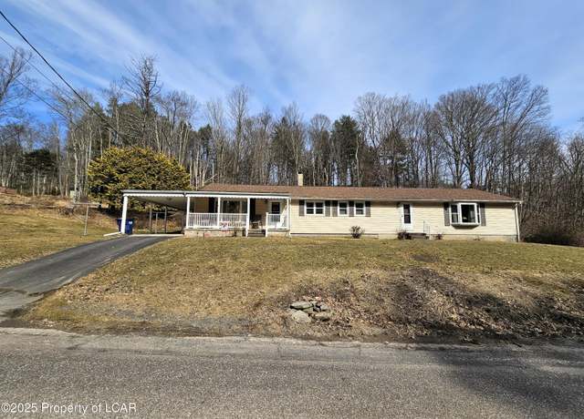 Property at 2205 8th St, Dallas, PA 18612, 4 beds, 2 baths
