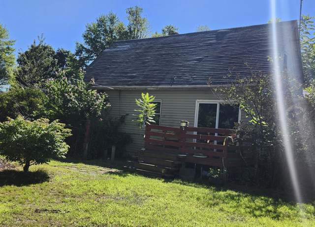 Property at 2 Sunset Ter, Sweet Valley, PA 18656, 2 beds, 1 bath