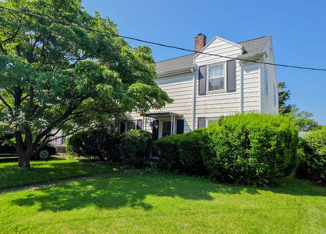 Property at 105 Walnut St, Kingston, PA 18704, 3 beds, 1 bath