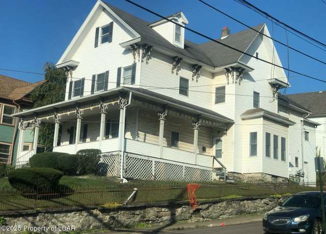 Property at 335 337 Main St, Plymouth, PA 18651, 9 beds, 4 baths
