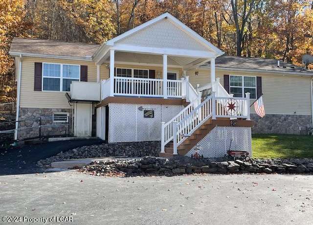 Property at 12 Tower Ln, Harveys Lake, PA 18618, 3 beds, 2.5 baths