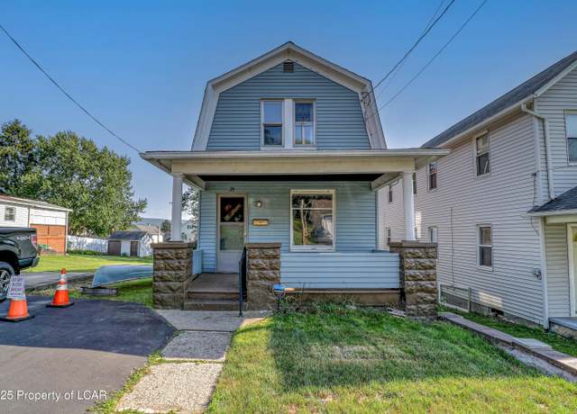 Property at 29 Bergh St, Plains, PA 18705, 2 beds, 1 bath