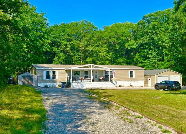 Property at 151 Haddock St, Mcadoo, PA 18237, 4 beds, 2 baths