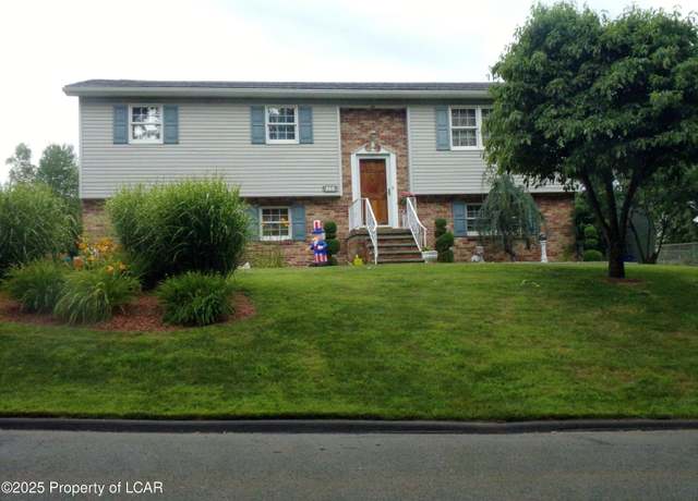 Property at 23 Circle Dr, Hanover Township, PA 18706, 3 beds, 2 baths