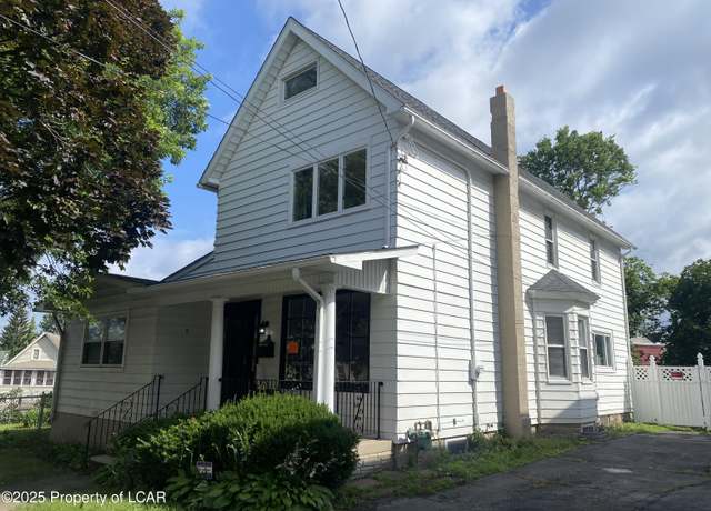 Property at 28 Hillard St, Wilkes-barre, PA 18702, 4 beds, 2.5 baths