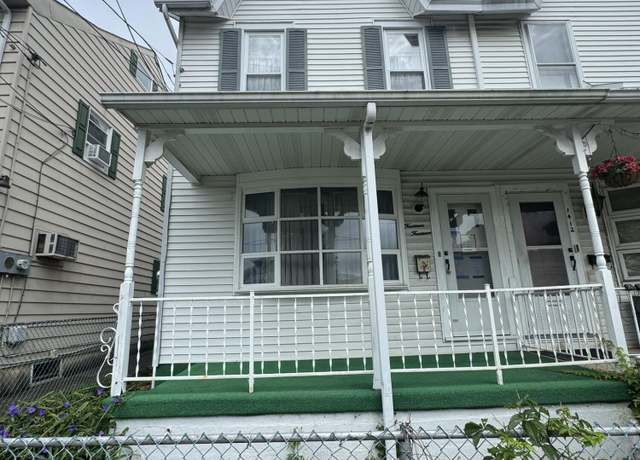 Property at 1414 Mt Hope Ave, Pottsville, PA 17901, 2 beds, 1 bath