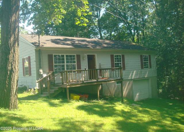 Property at 25 Terrace St, Dallas, PA 18612, 3 beds, 1 bath