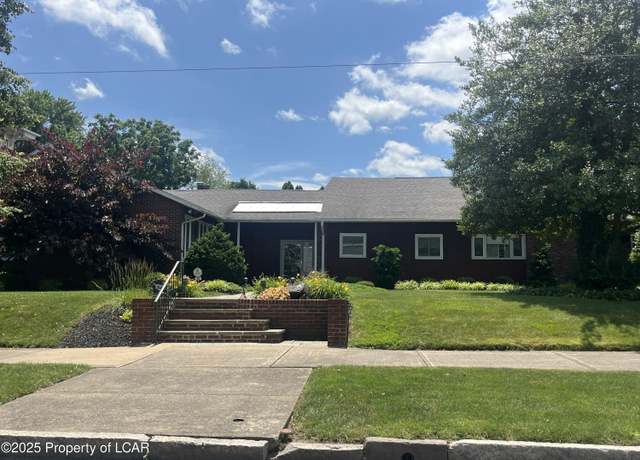 Property at 56 Riverside Dr, Wilkes-barre, PA 18702, 5 beds, 4 baths