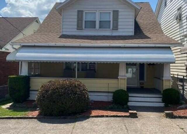 Property at 900 Peace St, Hazleton, PA 18201, 3 beds, 2.5 baths