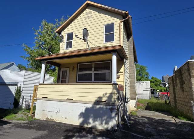 Property at 11 Bruce Ln, Wilkes-barre, PA 18702, 3 beds, 2 baths