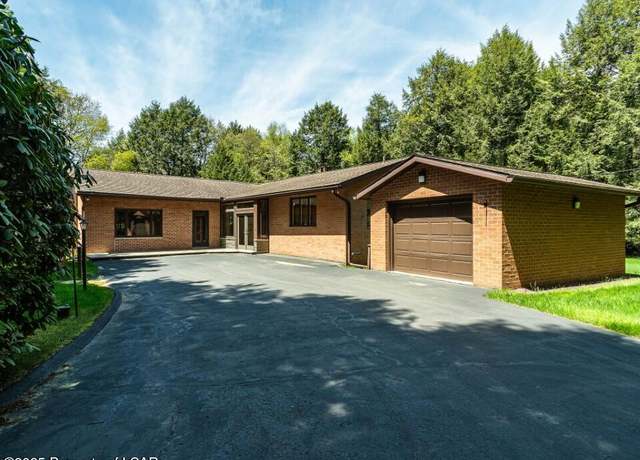 Property at 101 Lewis Dr, Bear Creek Village, PA 18602, 3 beds, 2 baths