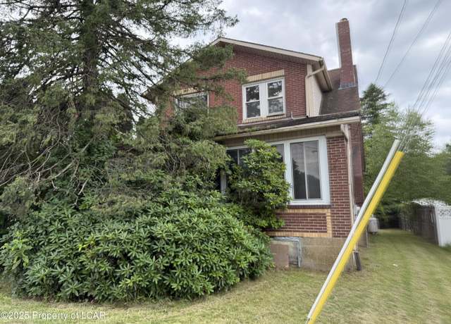 Property at 1098 Church St, Hazle Twp, PA 18201, 3 beds, 1 bath